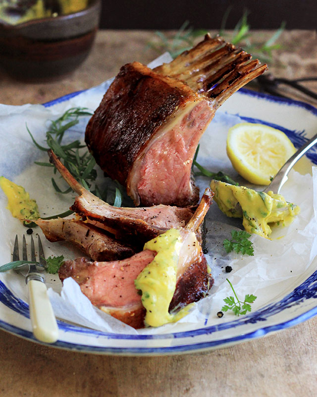 Rack of lamb with béarnaise sauce
